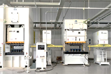 Automatic stamping line